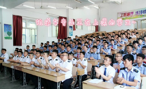 石家莊東華鐵路學(xué)校春季班能升大專嗎？