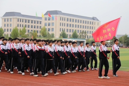 承德 5 貧困縣專屬！石家莊東華鐵路學(xué)校助學(xué)補(bǔ)助政策全攻略